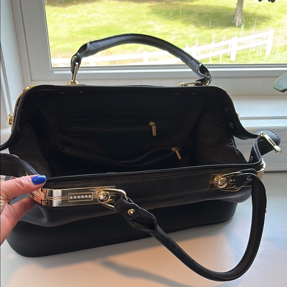 Elegant Black Leather Handbag